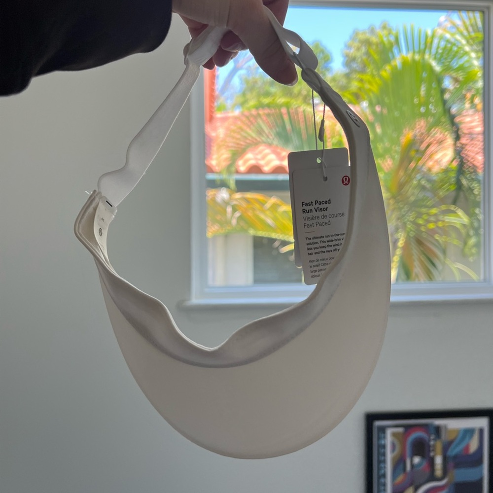 Lululemon White Run Visor